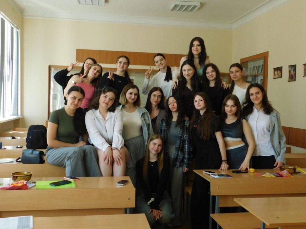 МІНІ-ЗМАГАННЯ – НА ПАРІ У СТУДЕНТІВ-ЖУРНАЛІСТІВ ПЕДАГОГІЧНОГО